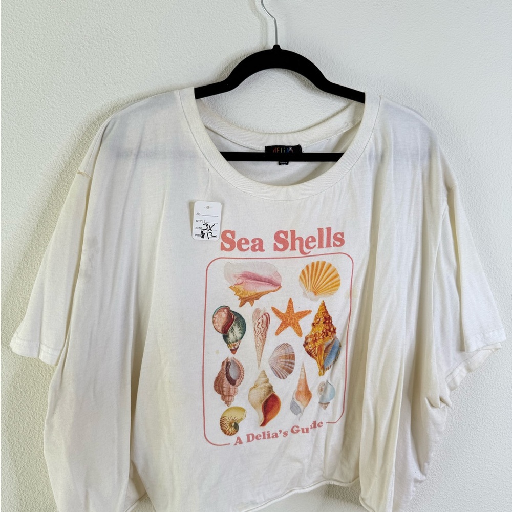 Sea Shells Graphic Tee